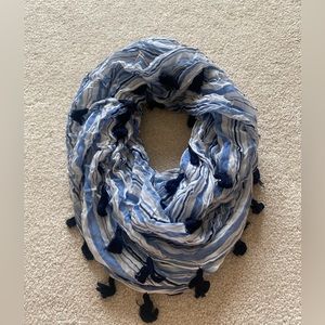 Ann Taylor loop scarf